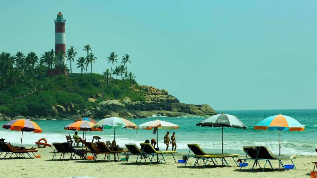 kovalam beach thiruvananthapuram