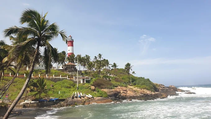 vizhinjam lighthouse in trivandrum